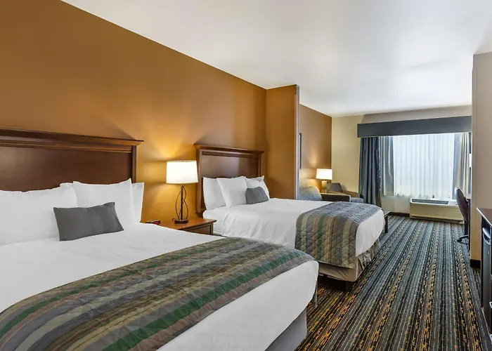 Western & Hotel